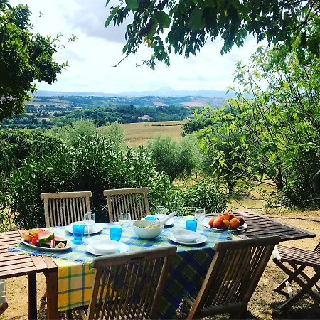 Set In Olive Grove With Stunning Views Hébergement de vacances *