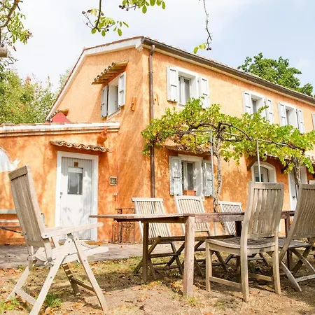 Set In Olive Grove With Stunning Views * Mondavio