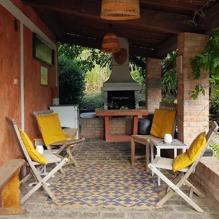 Hébergement de vacances Set In Olive Grove With Stunning Views